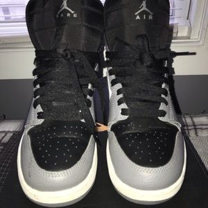 Jordan 1 Retro High Rare Air Cool Grey Size 7Y